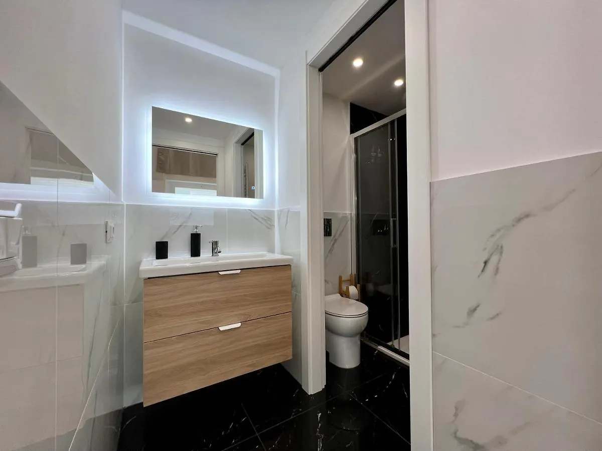 Central Luxe Haven Apartment Milan 0*,